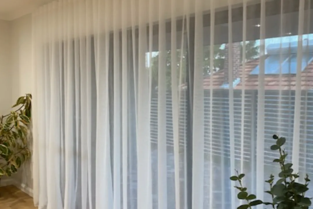 Curtain experts at Mandurah Plantation Shutters